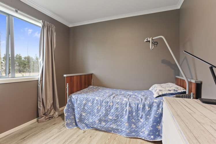 443 Ashley Road Cust_14