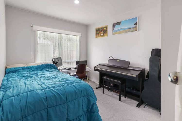 16 Booralee Avenue Botany Downs_26