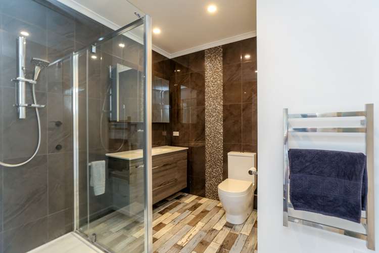 401 Devon Street East Strandon_15