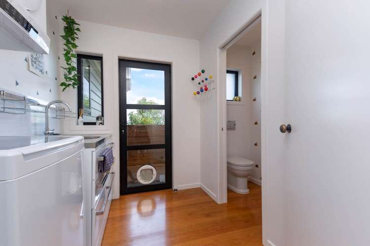 13 Roland Hill Glen Eden_17