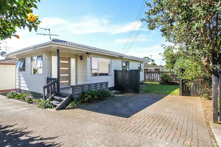 1/7 Almond Place Mount Wellington_2