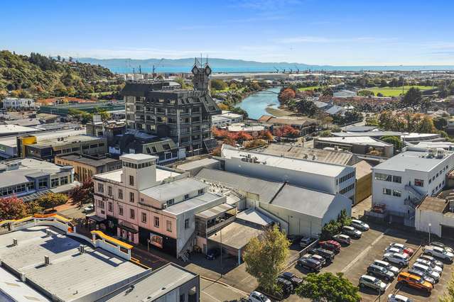 Landmark investment with income and upside