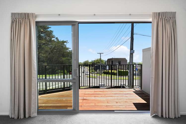 1/6 Ruakiwi Road Hamilton Lake_5