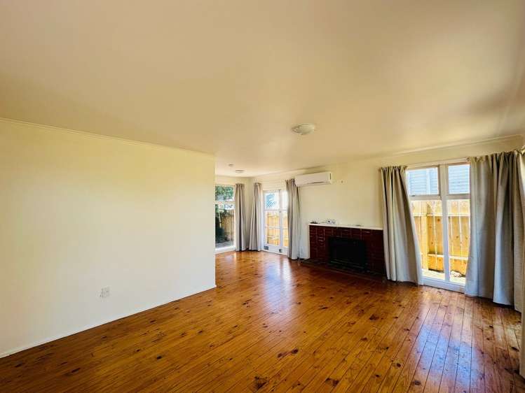 156 Sunset Road Totara Vale_20