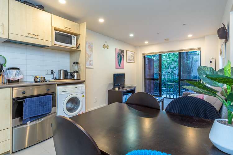 4b/23 Emily Place Auckland Central_7