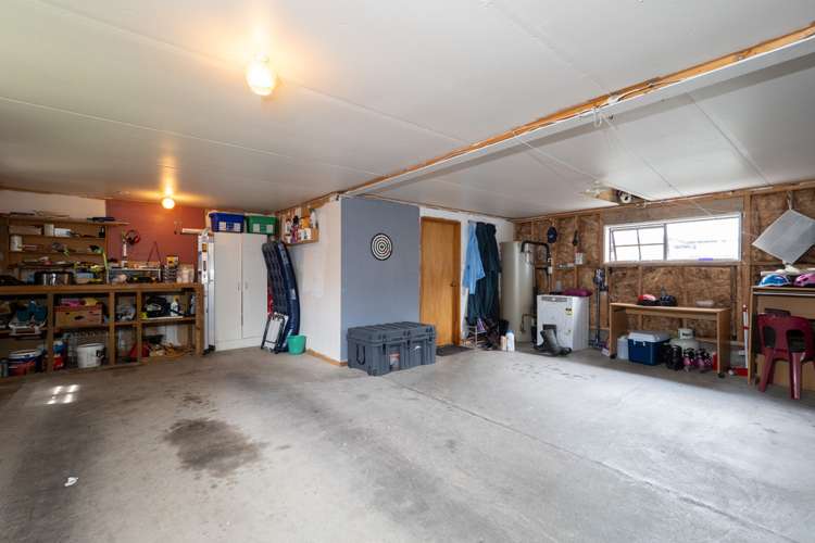 195 Middle Road Allenton_17