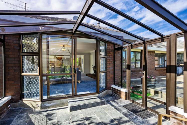 20 George Street Windsor_25