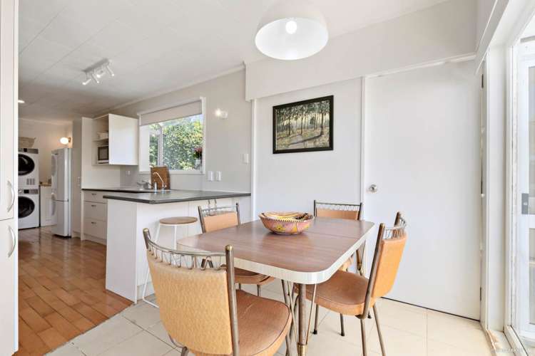 32 Acacia Road Torbay_4
