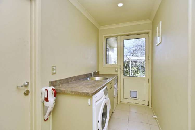 8 Ross Place Northwood_21