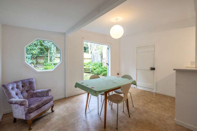 53 Whakarite Road Ostend_9