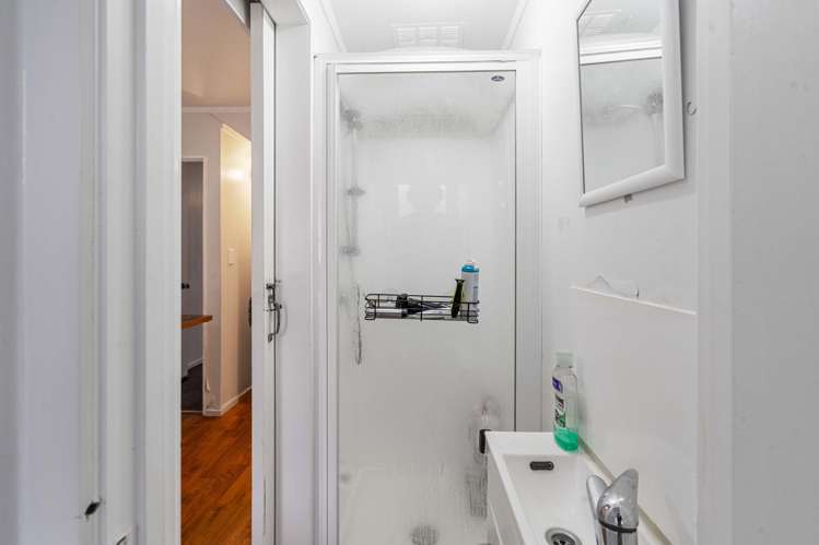 1-3, 35 Malfroy Road Victoria_19