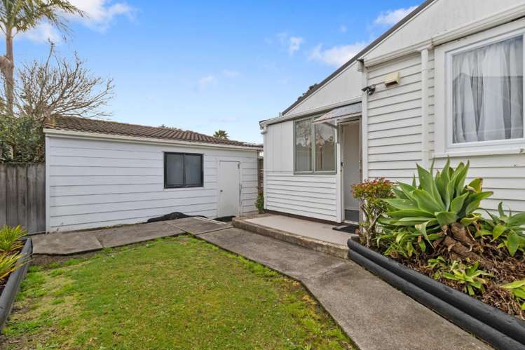 35A Blockhouse Bay Road 10016_12