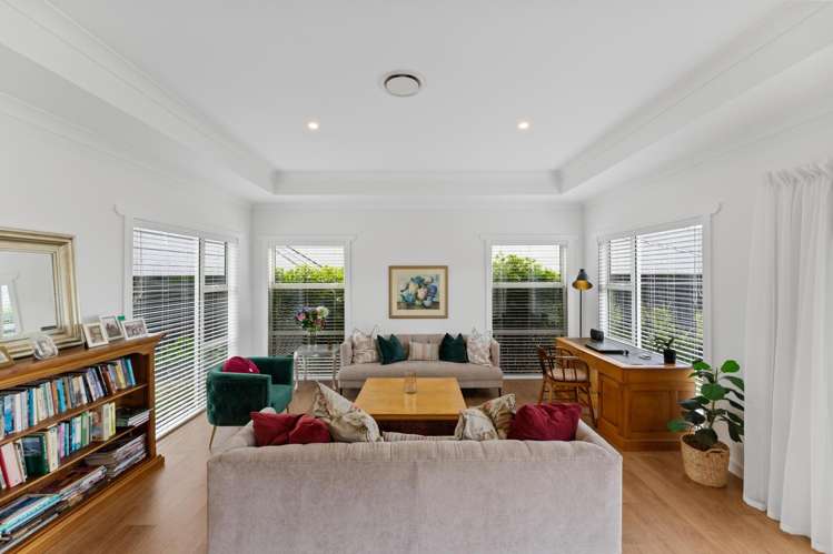 53 Cupola Crescent Richmond_9