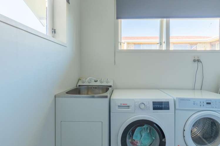 6 Rata Place Glenwood_12