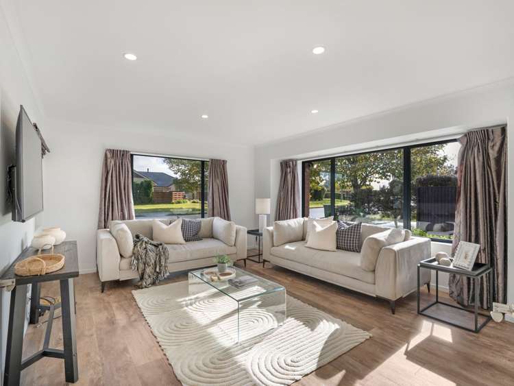 278 Southfield Drive Lincoln_11