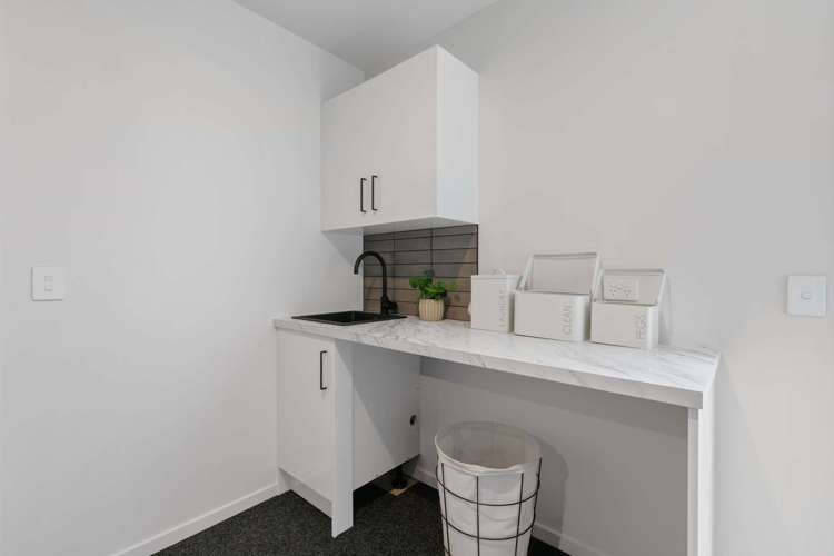 93a Kitchener Road Waiuku_14