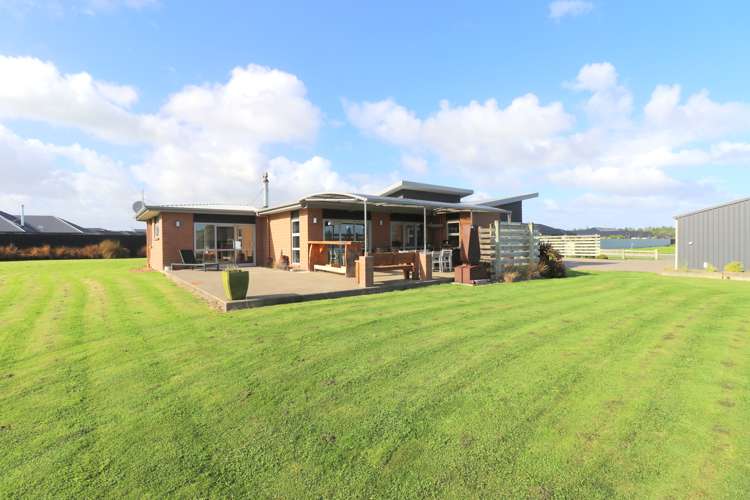 21 Sunrise Drive Seaward Bush_38
