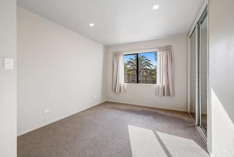 13 Bronzewing Terrace Unsworth Heights_10