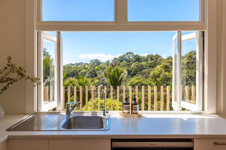 31 Victoria Road South Onetangi_4