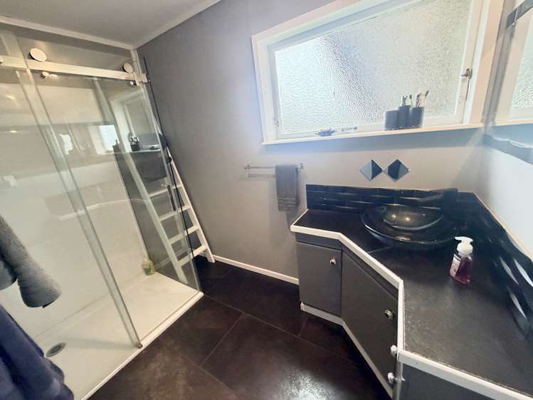 846 Kaka Road Okoki_12