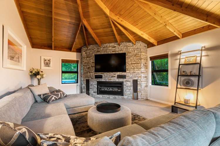 1079 Kahikatea Flat Road Waitoki_8