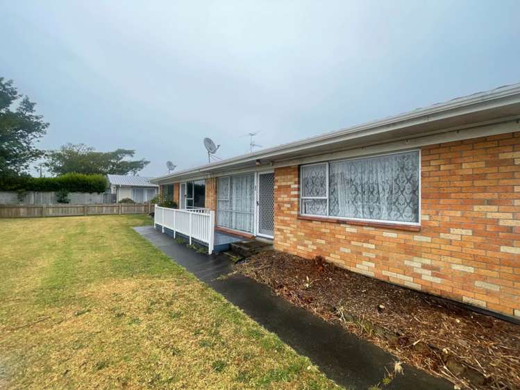 2/79 Glendale Road Glen Eden_7