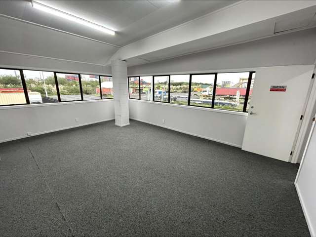 2/6-8 Keith Hay Drive Manukau_3