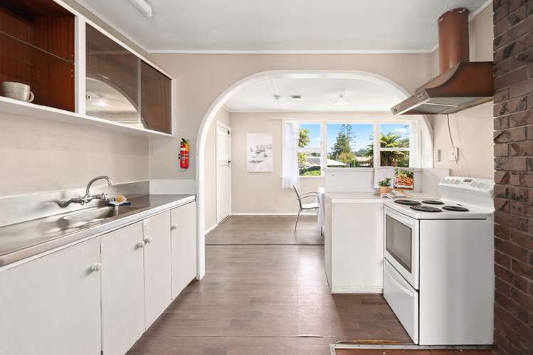 8 Tui Road Western Heights_5