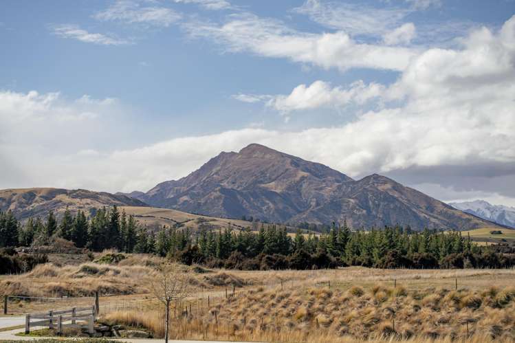 4 Pounamu Avenue Wanaka_17