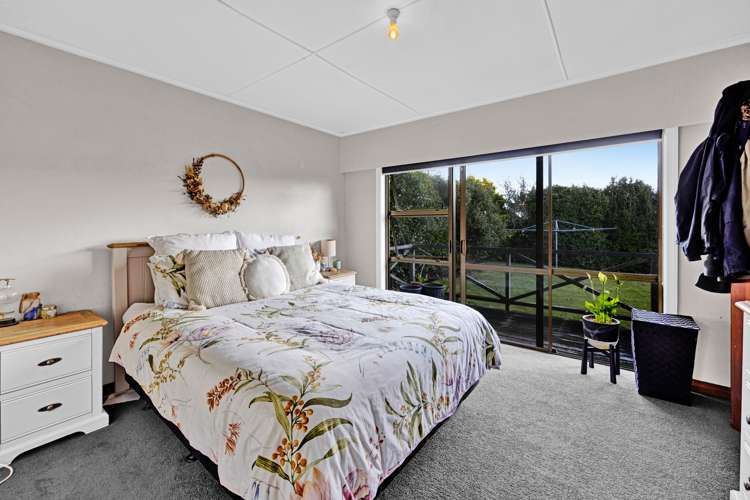 617 Rawhitiroa Road Eltham_15