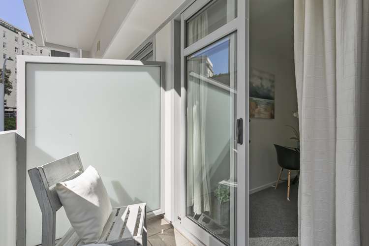 1m/32 Eden Crescent Auckland Central_8
