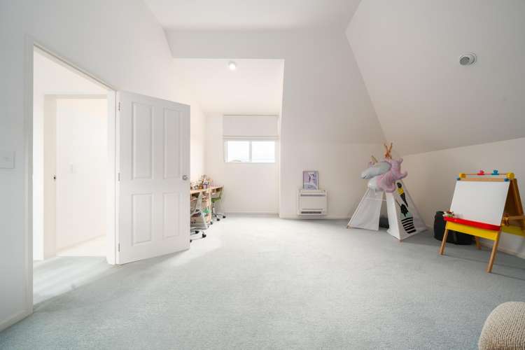 4 Amesbury Drive Churton Park_19