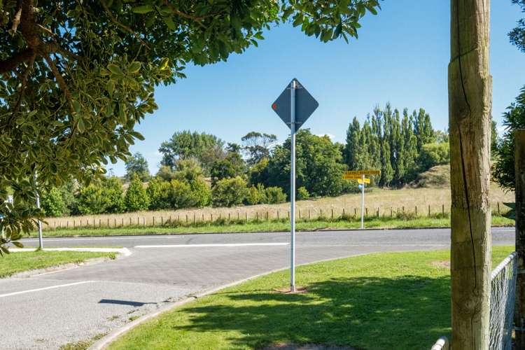 1 Kuku Street Te Awanga_14