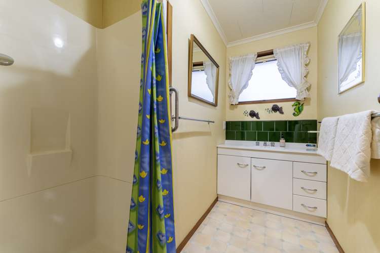 1/150b North Street West End_7