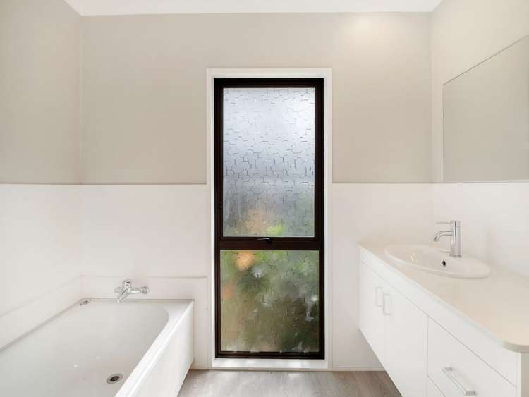 175 Amberley Avenue Highbury_24