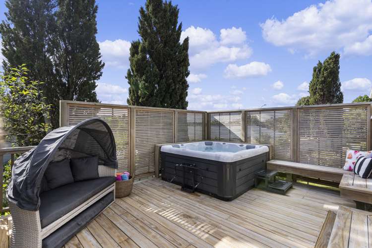 8 Tilden Avenue Hillcrest_13