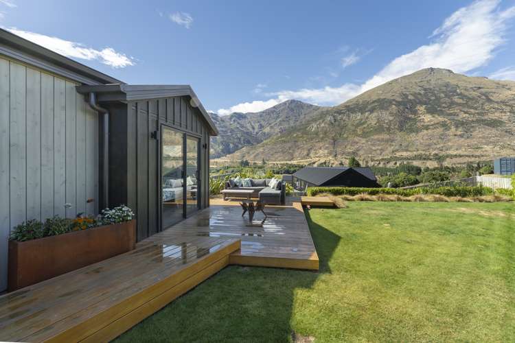 9 Clover Lane Dalefield/Wakatipu Basin_24