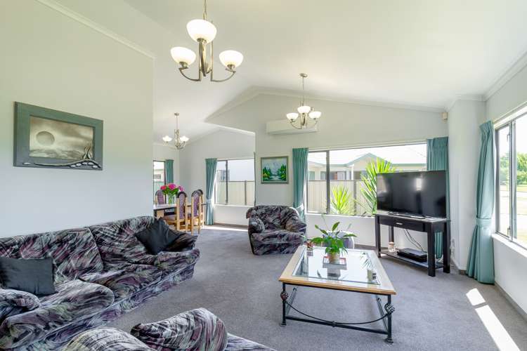 21 Kensington Drive Taradale_3