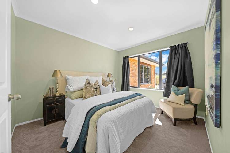 36 Lothian Brae Wattle Downs_21