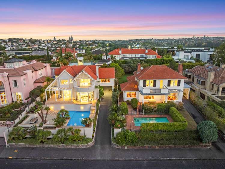 82 Paritai Drive Orakei_22