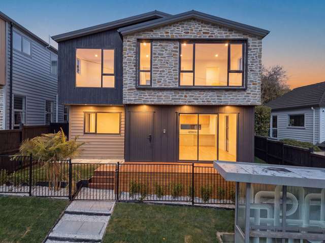Where Coastal Charm Meets Contemporary Design