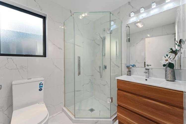 6C Tiroroa Avenue Te Atatu South_17