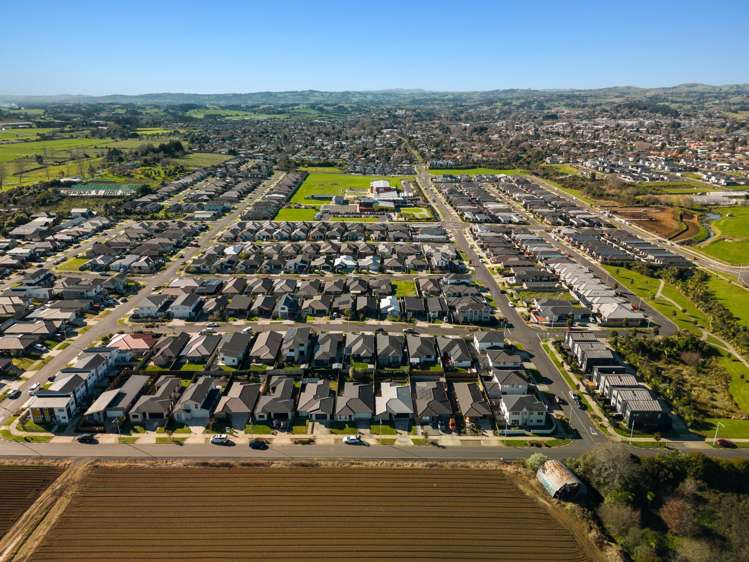 48 Adams Road South Pukekohe_18