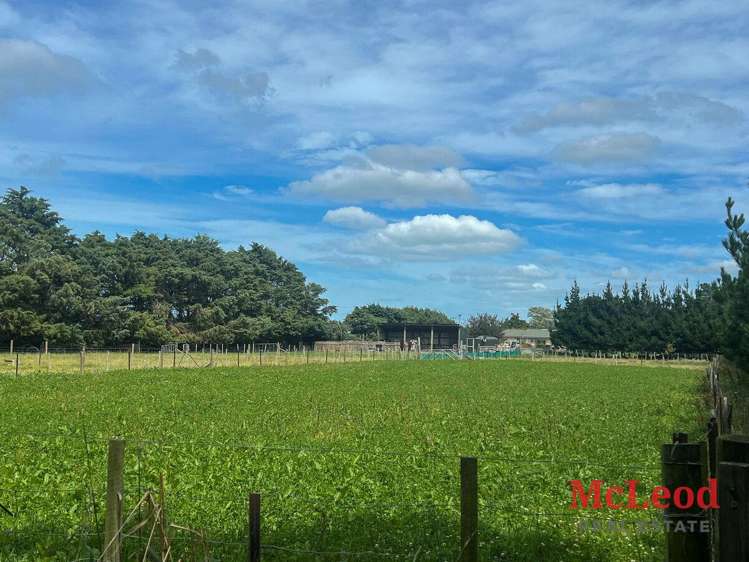 1742 Grahams Road Eiffelton_7