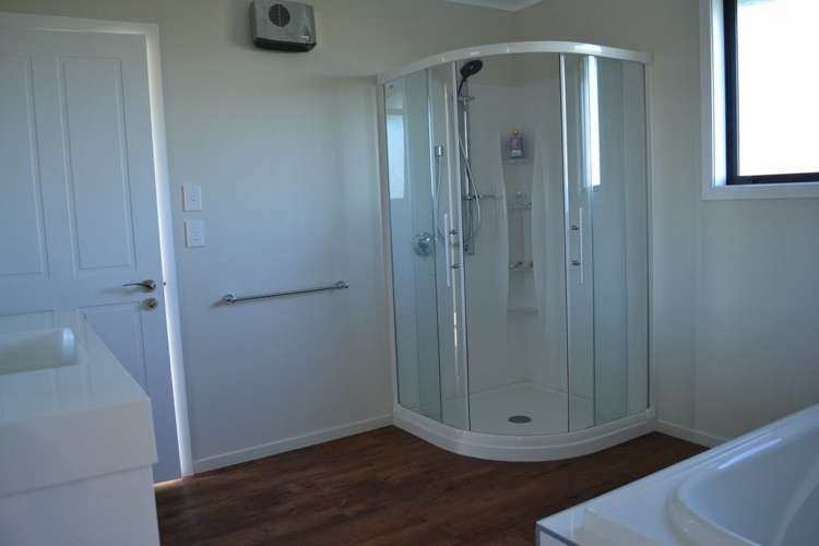 94a Airedale Road Weston_11