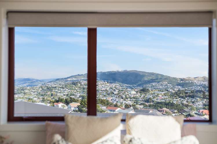 24 Lemonwood Way Woodridge_16