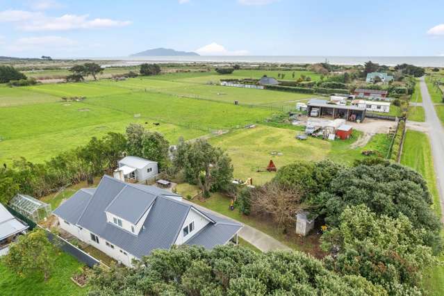 53 Atkinson Avenue Otaki Beach_2