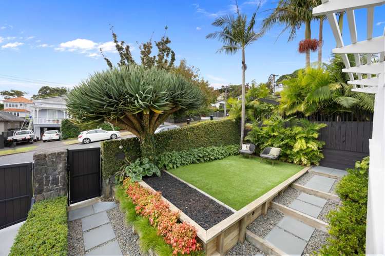 15 Rewa Road Three Kings_7