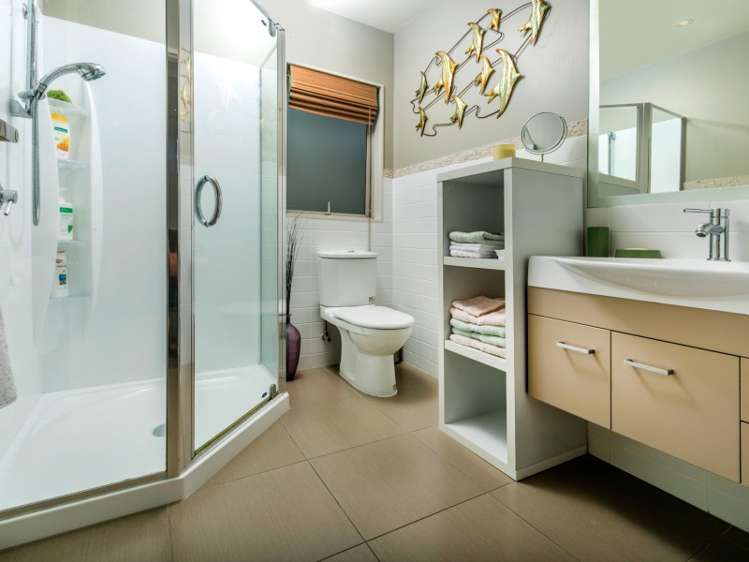 7 Miromiro Street Greenhithe_18