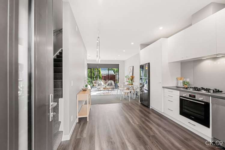 35 Ron Deal Way Epuni_6